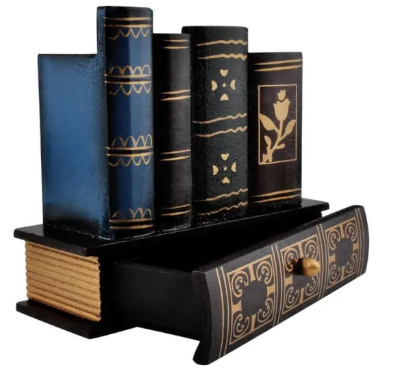 Portalápices con forma de lápiz Portalápices con forma de libros