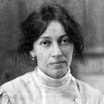 lola mora